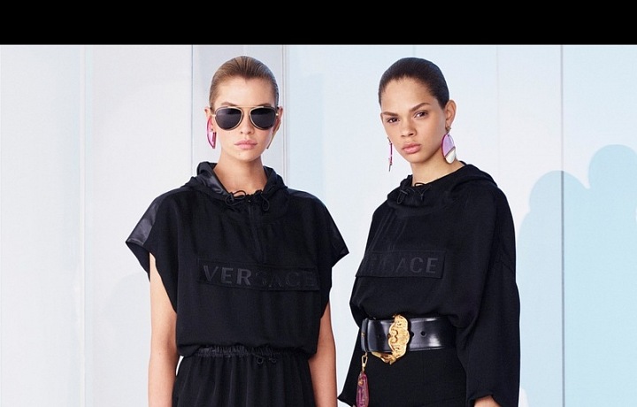 Kolekce Versace Resort 2019.