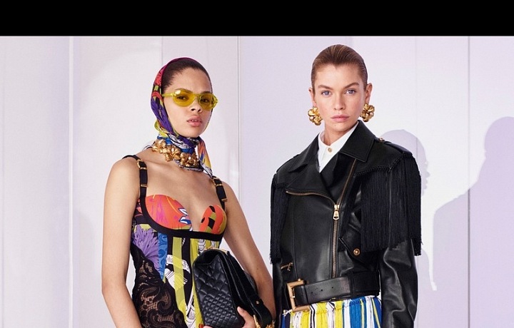 Extravagantní móda Versace.