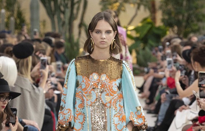 Luxusní Valentino SS19