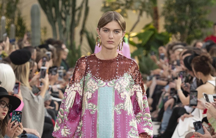 Luxusní Valentino SS19