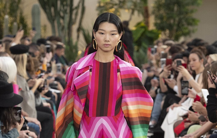 Luxusní Valentino SS19