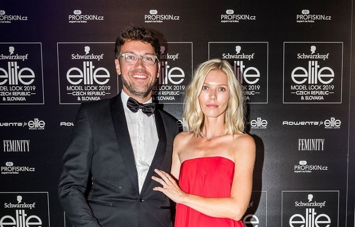 Lukáš Hejlík s manželkou Veronikou
