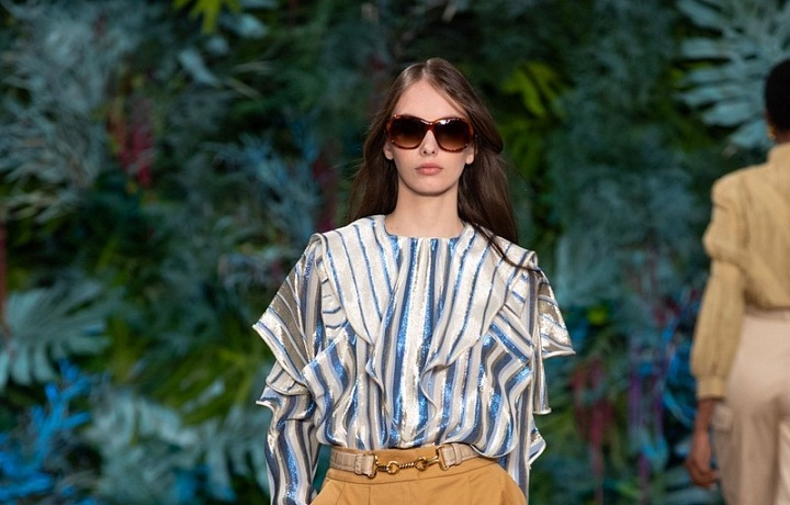 V kolekci Cruise nechybí ani elegantní nude odstín