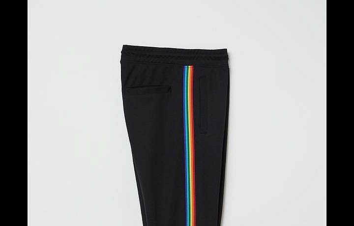 Hravé a barevné oblečení