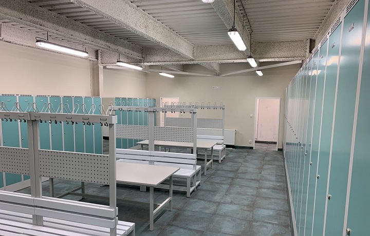 Nynější šatny žokejů. 