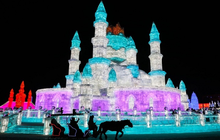 Mezinárodní festival sněhu a ledu v Číně