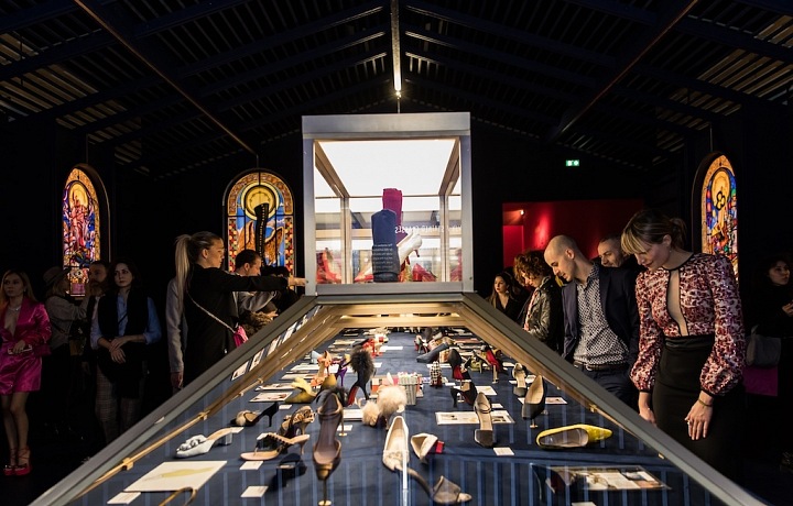 Výstava Christiana Louboutina