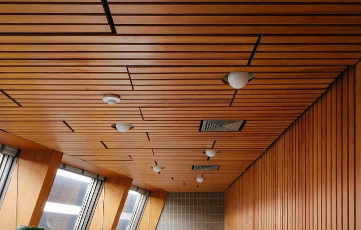 Výhled z oken je na Žofín. 