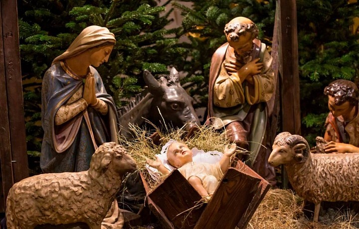 Betlémy, označované jako pesebre, zůstávají v domech i po Štědrém dni