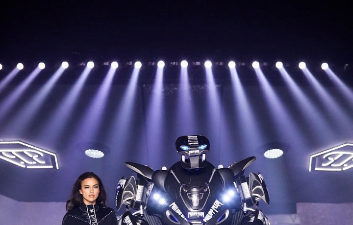 Přehlídku otevřela Irina Shayk