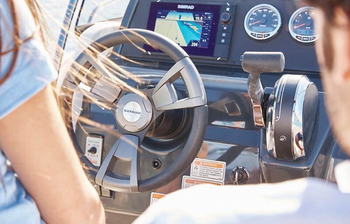 Quicksilver Activ 605 Open