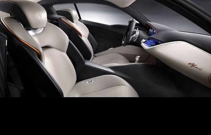 Sedadla v Maserati vozu