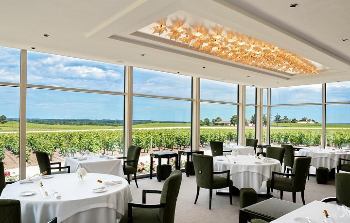 Château Lafaurie-Peyraguey, restaurace