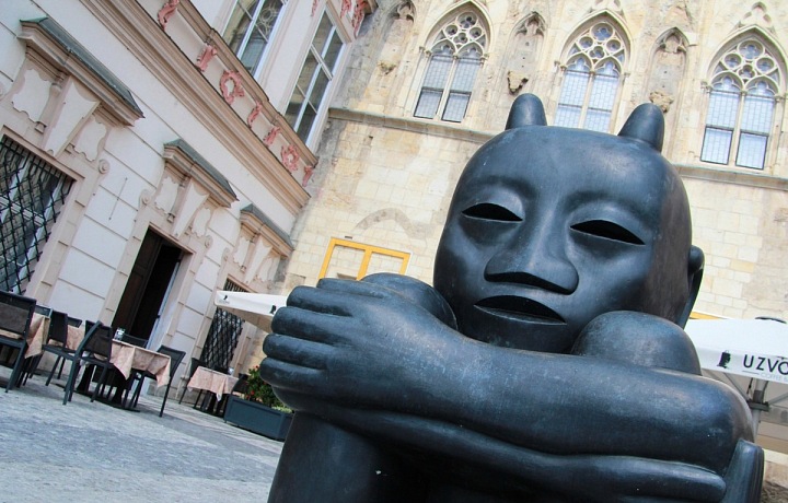 Jaroslav Róna, Sedící čert