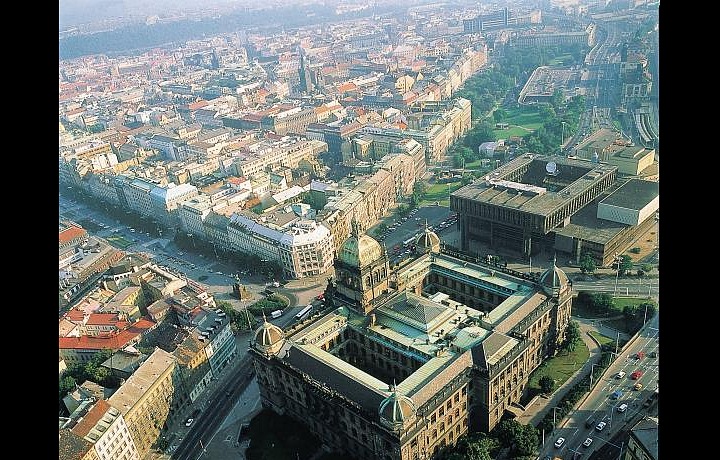 Národní muzeum z výšky