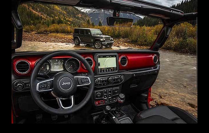 Jeep Wrangler 2018 - interiér