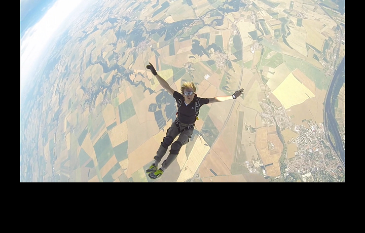 Janeček se rád věnuje extrémním sportům. 