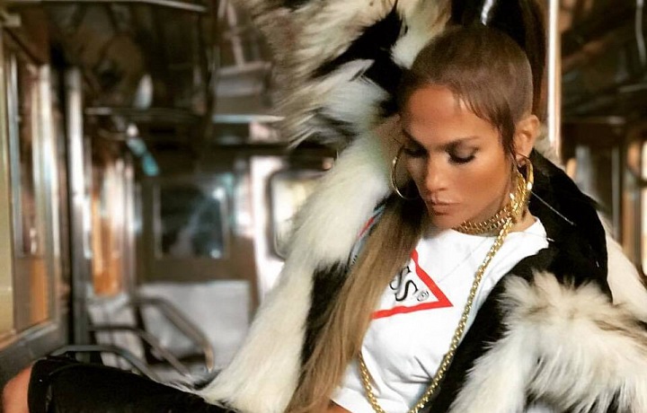 Jennifer Lopez v kampani Guess