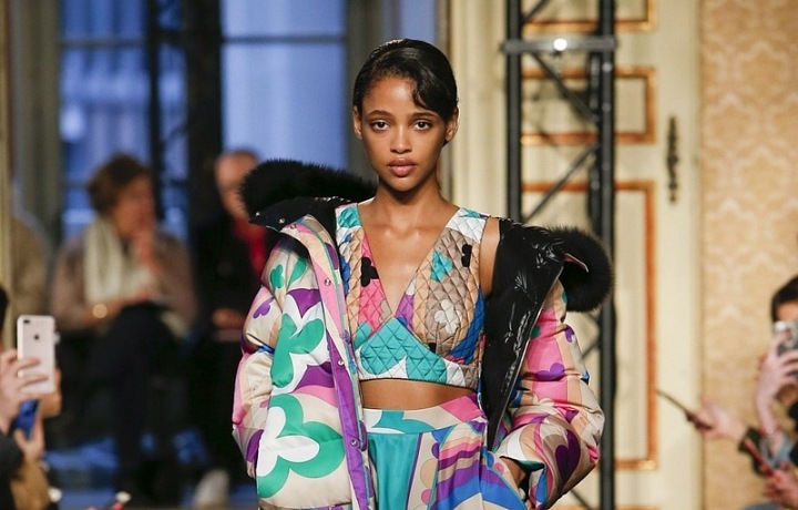 V kolekci vládnou vzory. 