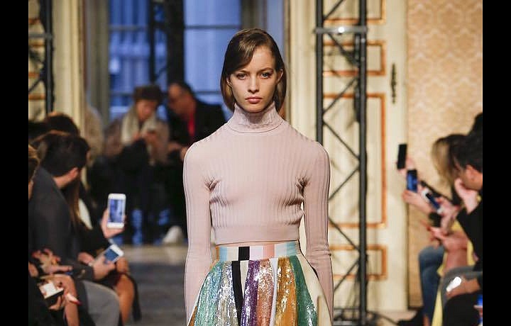 Áčkové sukně a vzory.