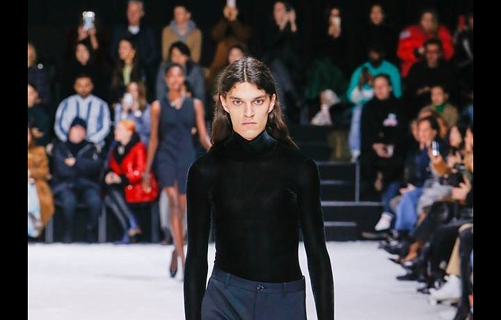 Balenciaga znovu šokuje!