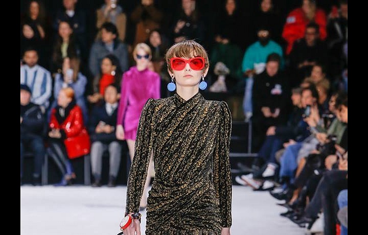 Kolekci tvoří sexy mini