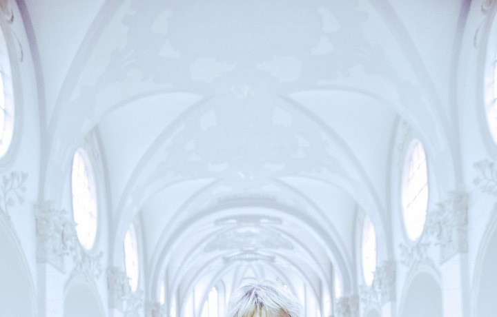 Katta je uznávaná česká varhanice. 