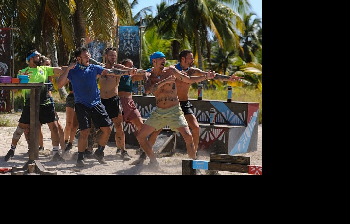 Kdo dojde až do sloučení?