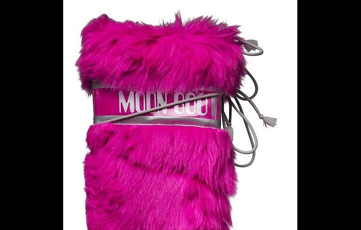 Luxusní zimní boty značky Moon Boot.