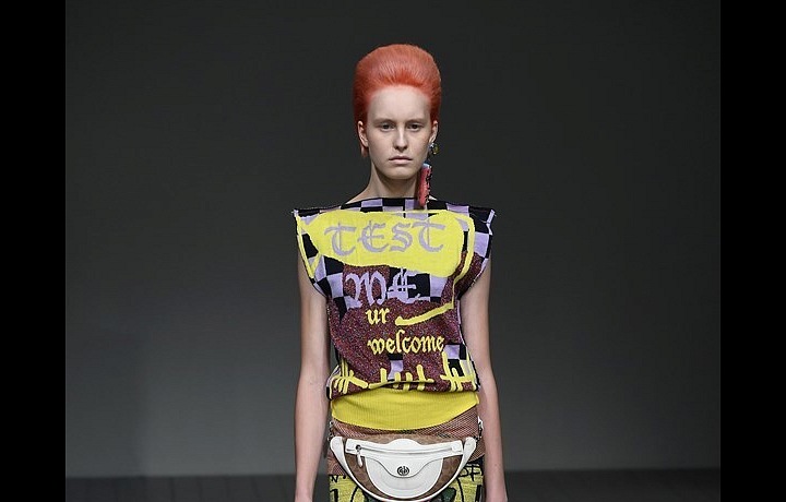 Matty Bovan SS19 se nese v duchu extravagance