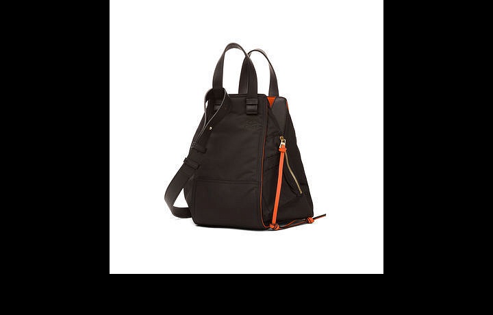 Je libo sportovní kabelku?