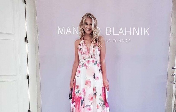 Natálie Kotková v šatech PONER.