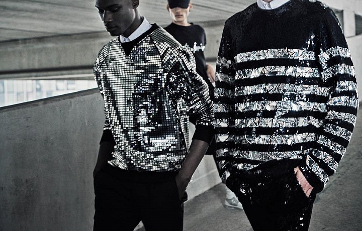 V kolekci nechybí ani Balmain, jak jej známe