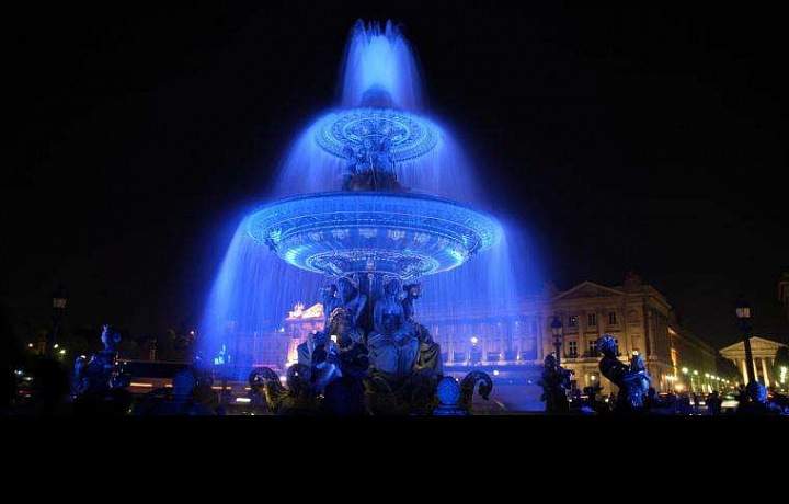 Bílá noc v Paříži.