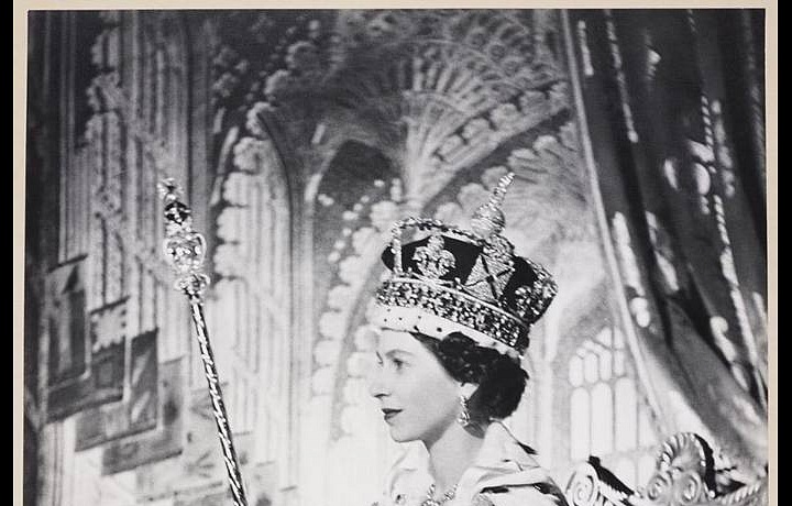 Britská královna v době korunovace, 1953