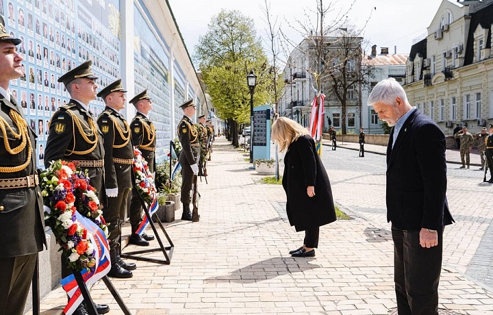 Český prezident Petr Pavel a slovenská prezidentka Zuzana Čaputová přijeli do ukrajinské metropole