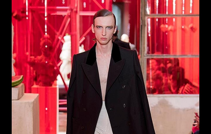 Vinyl má v kolekci své nezastupitelné místo