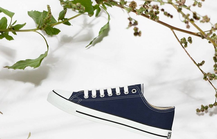 Tenisky mají styl Conversek