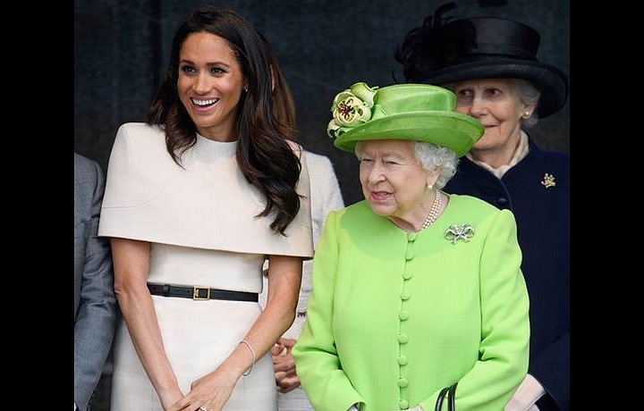 Meghan Markle s královnou Alžbětou II.