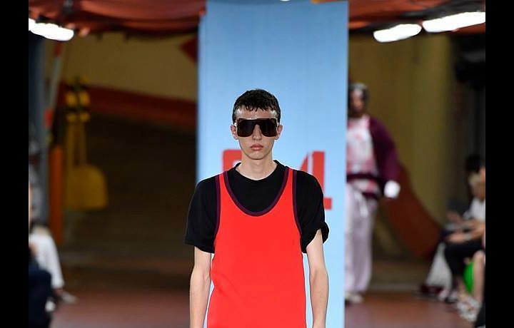 Kolekci dominují vzory a barvy