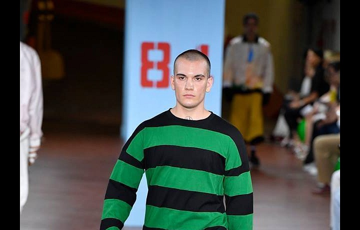 Kolekci dominují vzory a barvy