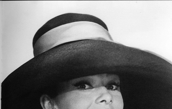 Audrey Hepburn návrhář miloval. 