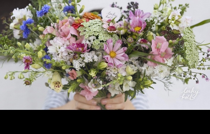 luxusní vazba Louky květ