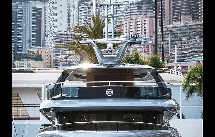 Dynamiq GTT 511 Porsche, zblízka