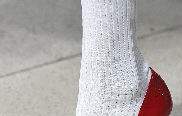 Kolekce je plná výrazných doplňků