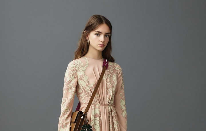 Valentino Spring 2017 - inspirováno Kubou