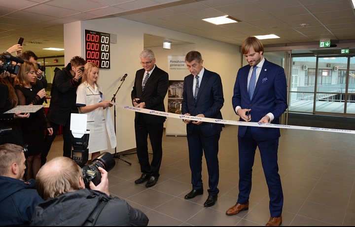 Ministr zdravotnictví Adam Vojtěch při pracovní návštěvě.