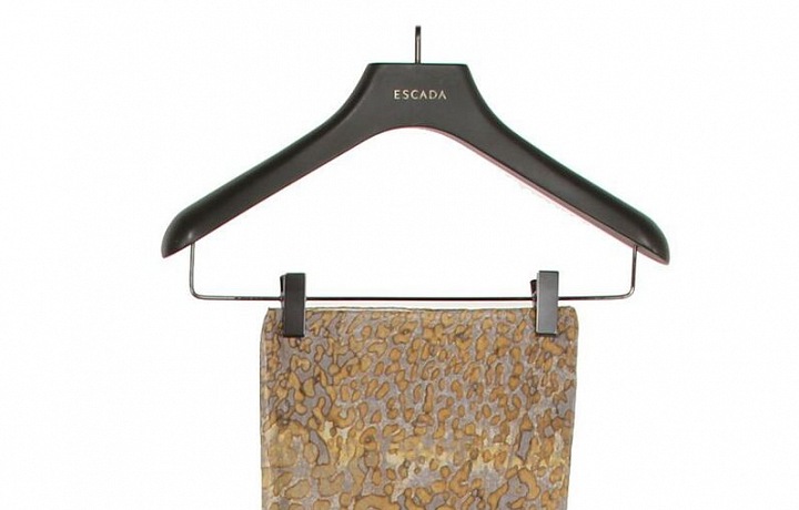 Šála ESCADA Resort 2017