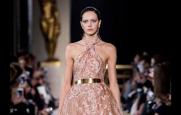 Božský Elie Saab znovu kouzlil