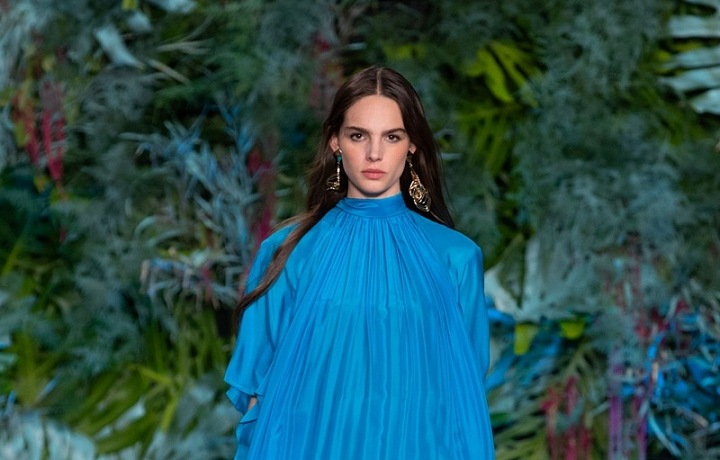 Přivítejte léto jasnými a zářivými barvami